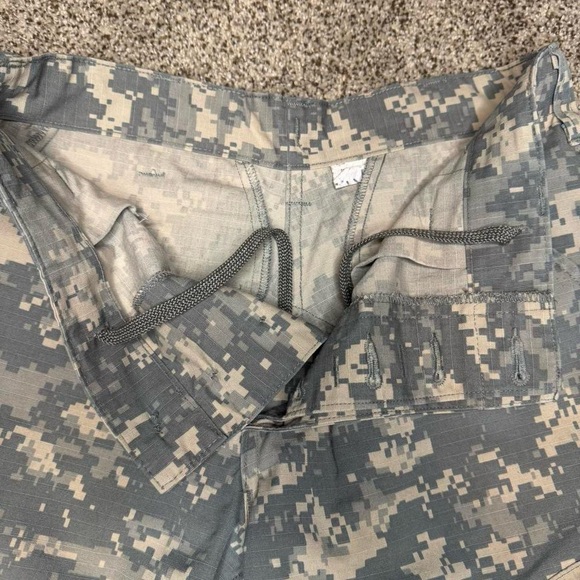 camo cargos - Picture 5 of 7